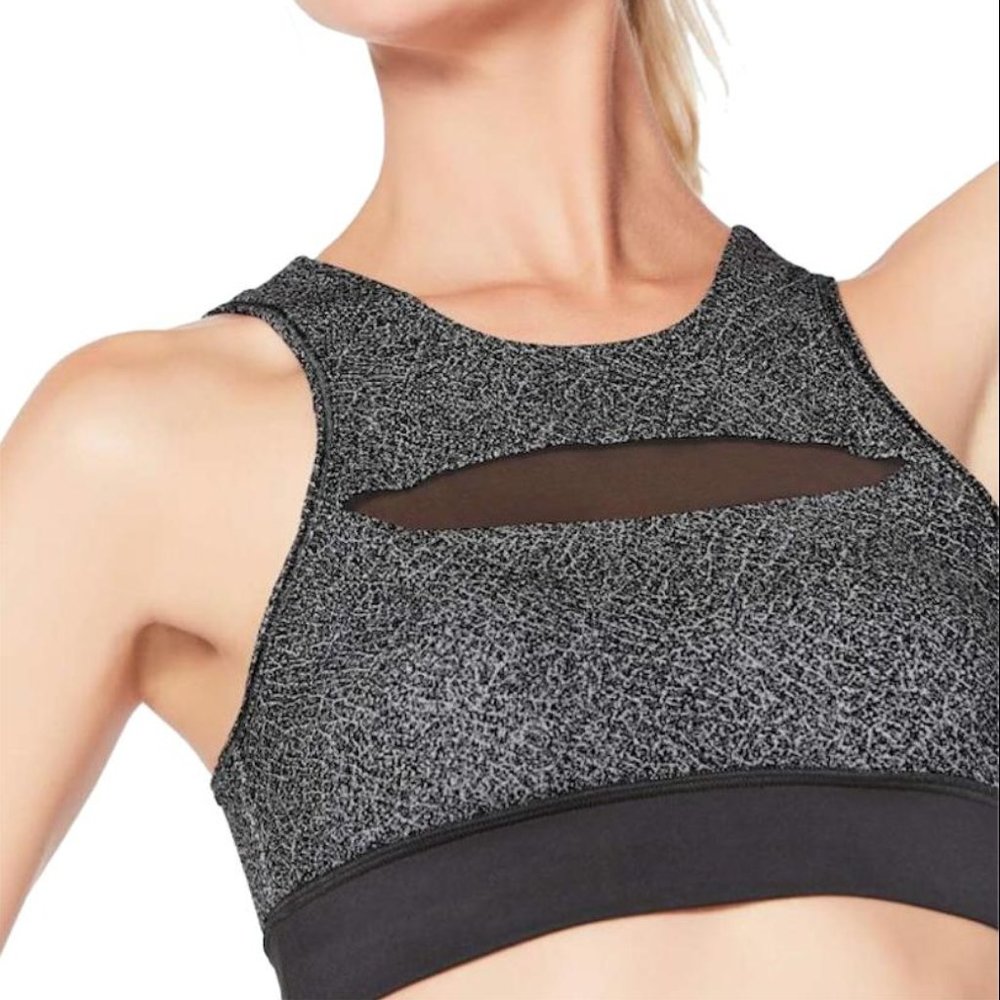 Lululemon run the day (high neck) bra 2
